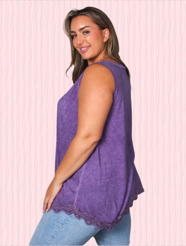 Women's Plus Sleeveless Lace Neck & Hem Detail Top in Grape