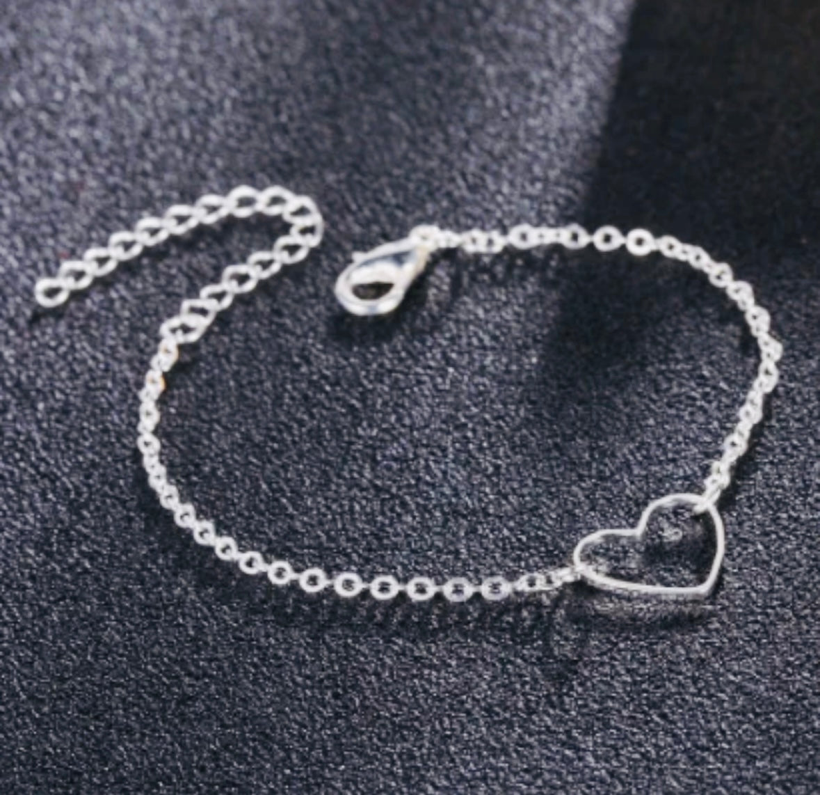 Simple Heart Bracelet-Silver